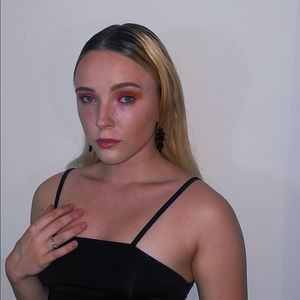 Meet your Posher, Kiki